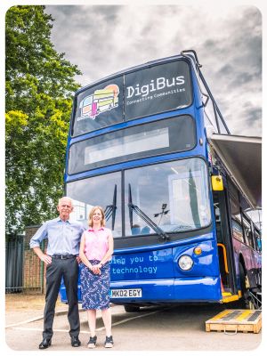 12 July 2022 – Visit to the ITSA DigiBus at Bournside School.