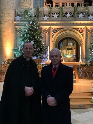 14 December 2022 – With Canon Dr Andrew Braddock, Interim Dean of Gloucester Cathedral, following the Allied Rapid Reaction Corps Annual Carol Service.