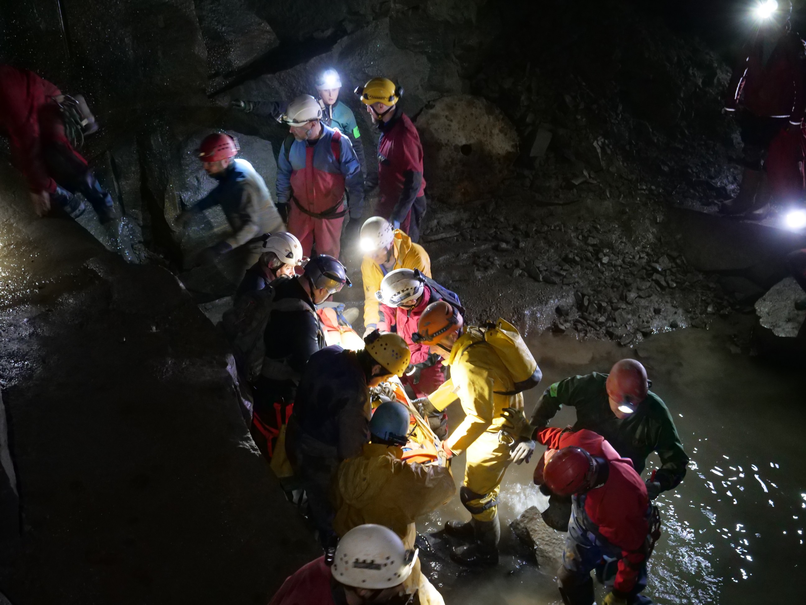 12 March 2023 – A day out with the Gloucestershire Cave Rescue Group in Bixhead Stone Mine observing casualty recovery drills and belatedly presenting a Queens Platinum Jubilee Medal to Jon Holden.  Pictured with Paul Taylor and Jo Clarke next to the snazzy GCRG trailer.